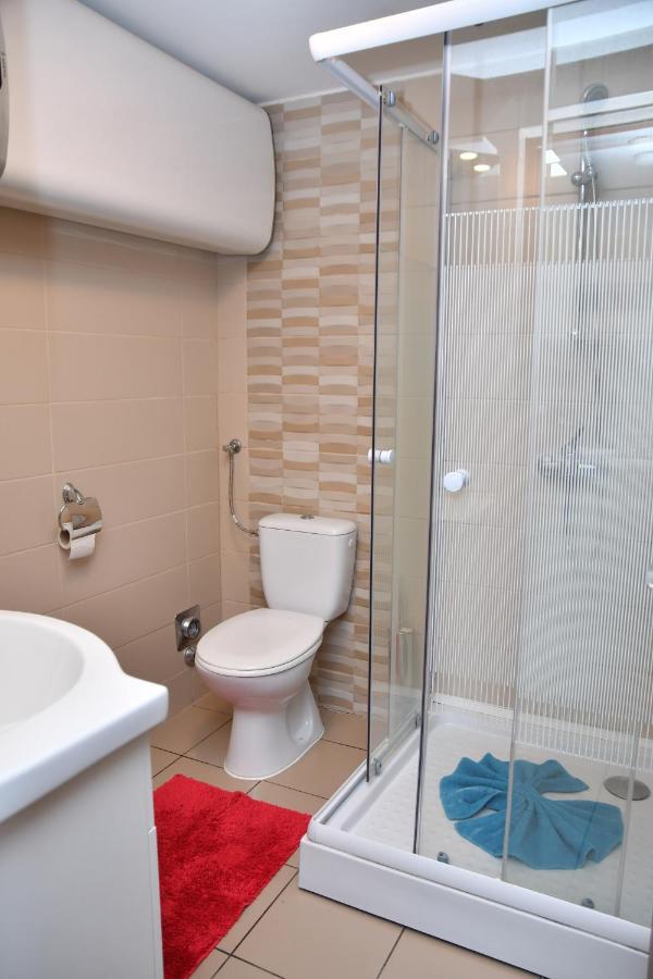 Föveny Apartmanok Balatonfůzfő Exteriör bild