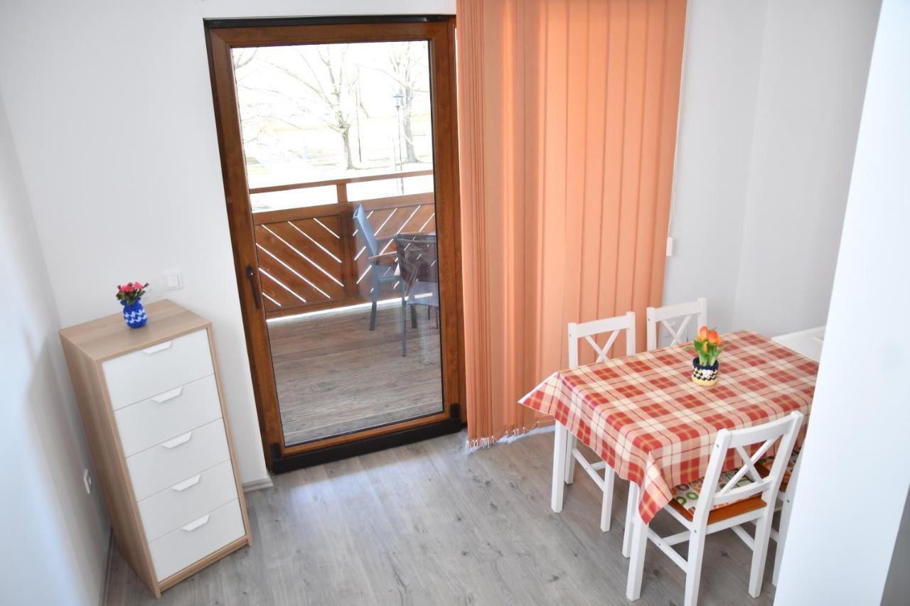 Föveny Apartmanok Balatonfůzfő Exteriör bild