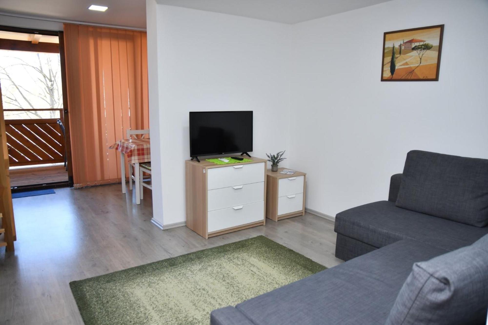 Föveny Apartmanok Balatonfůzfő Exteriör bild